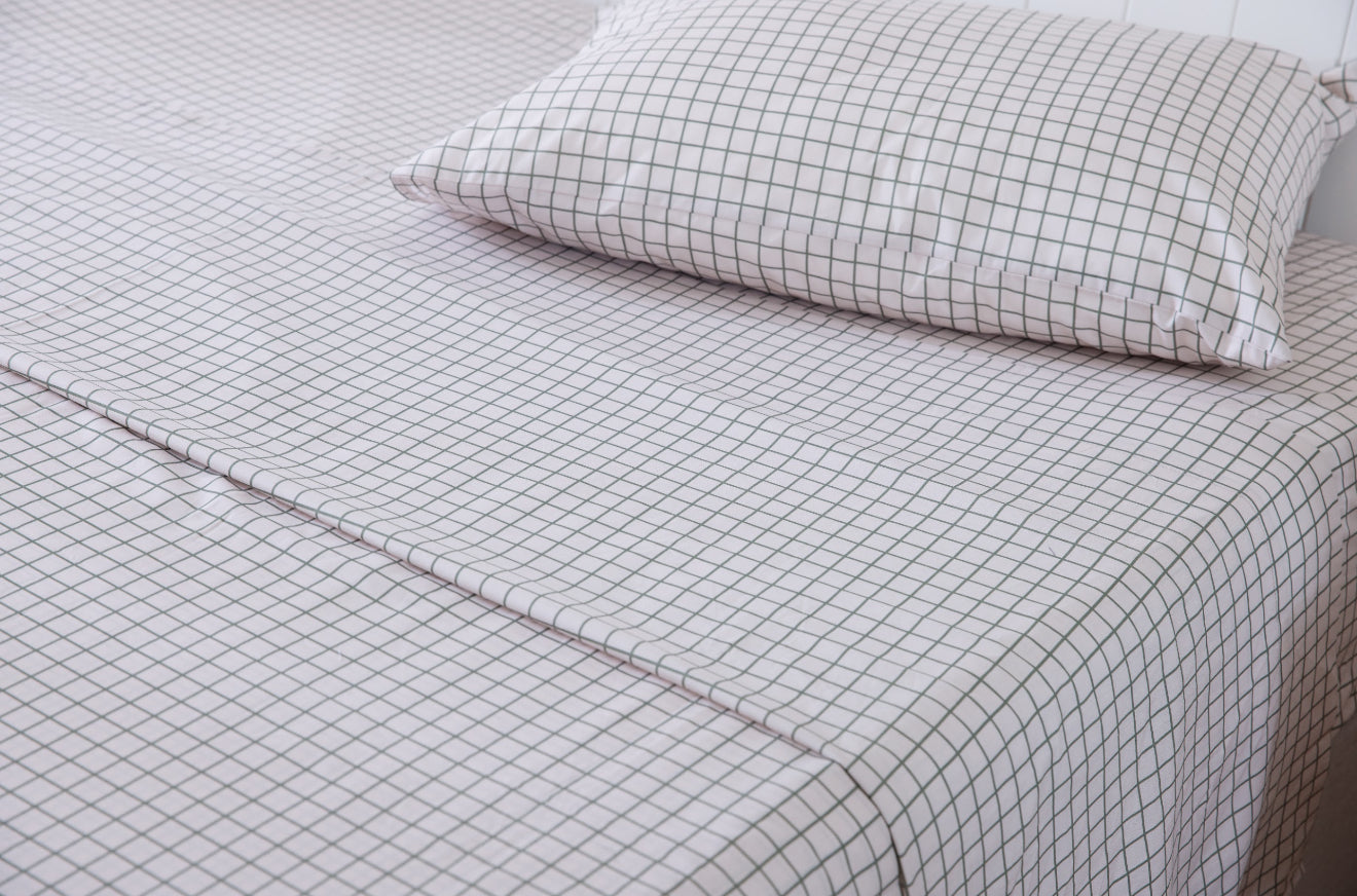 Bed Sheets Fern Grid