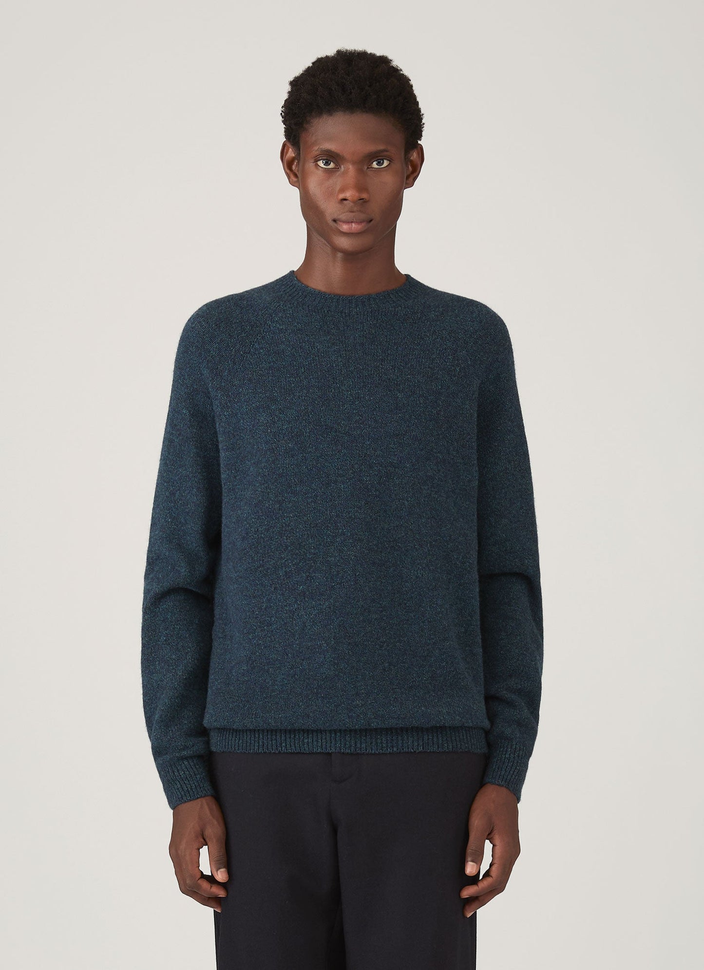 Mens Lambswool Crew Neck Jumper In Dark Petrol Twist Mjum8066 Gniv