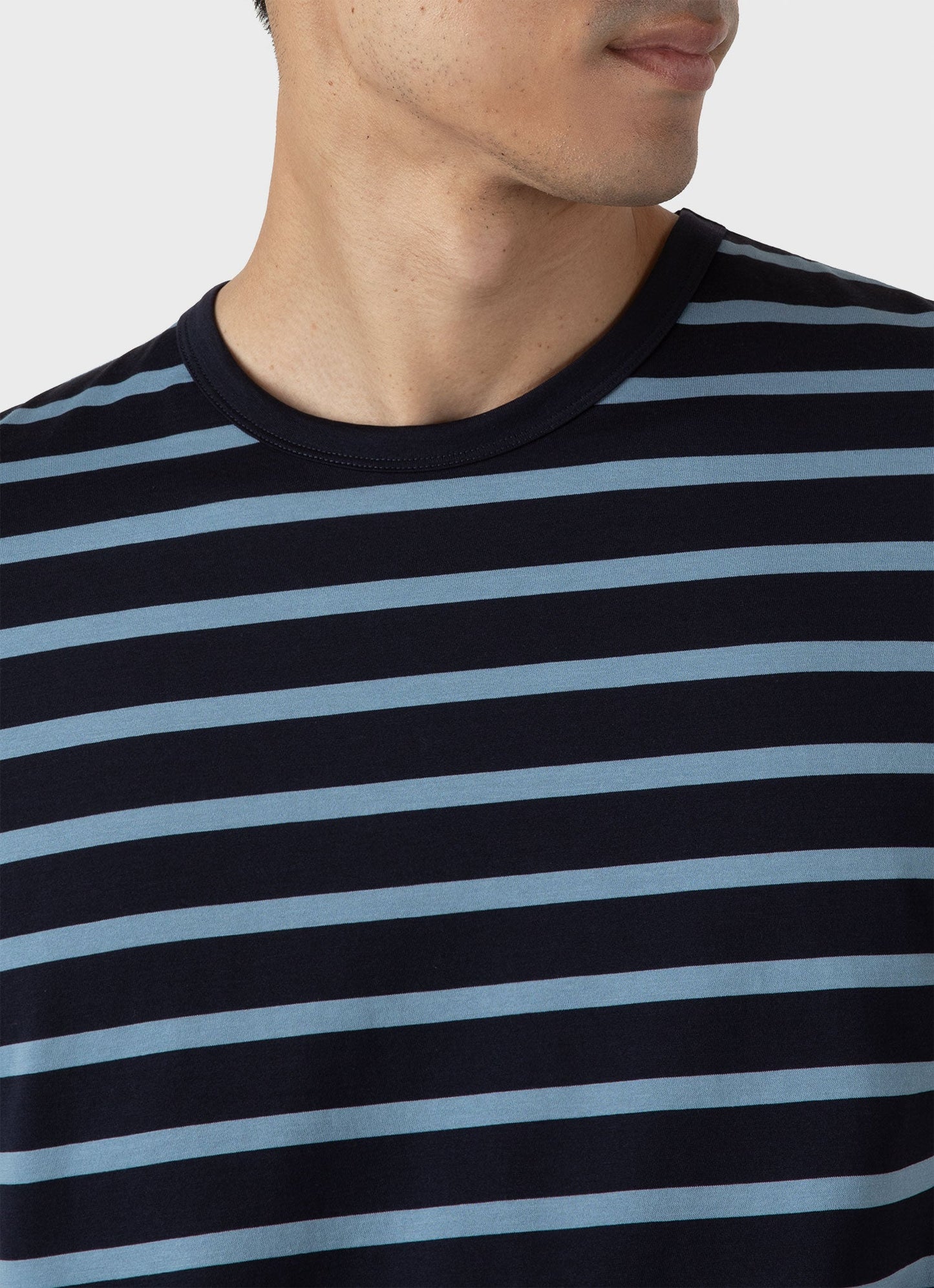 Mens Classic Tshirt In Navy Como Blue Mtsh0001Brs Stmt